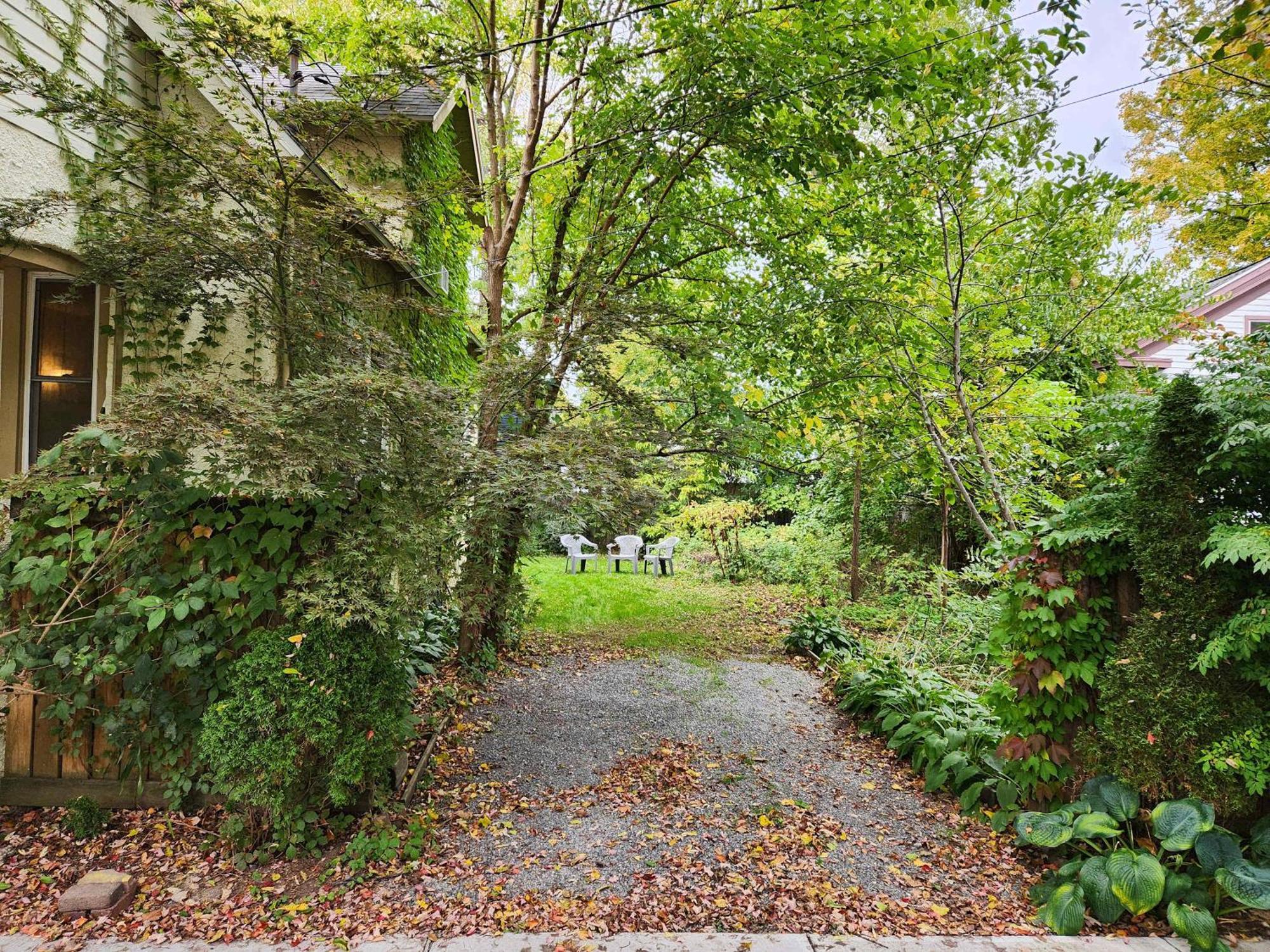 Cozy 3 Bedroom House In Downtown Ithaca Exterior photo
